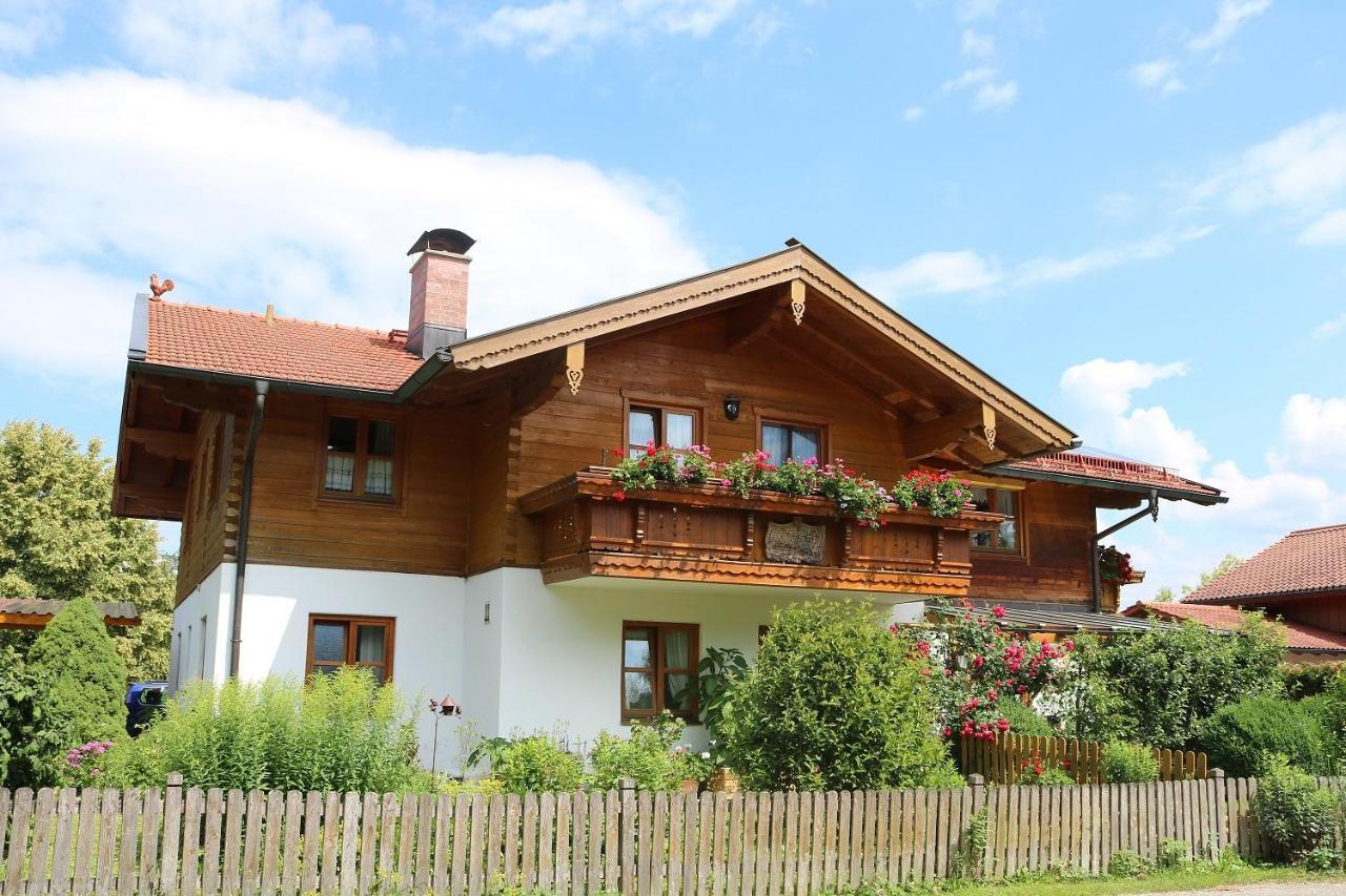 Haus Blumenfeld-Schwaiger Apartman Übersee Kültér fotó