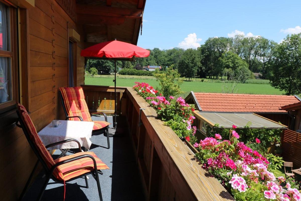 Haus Blumenfeld-Schwaiger Apartman Übersee Kültér fotó
